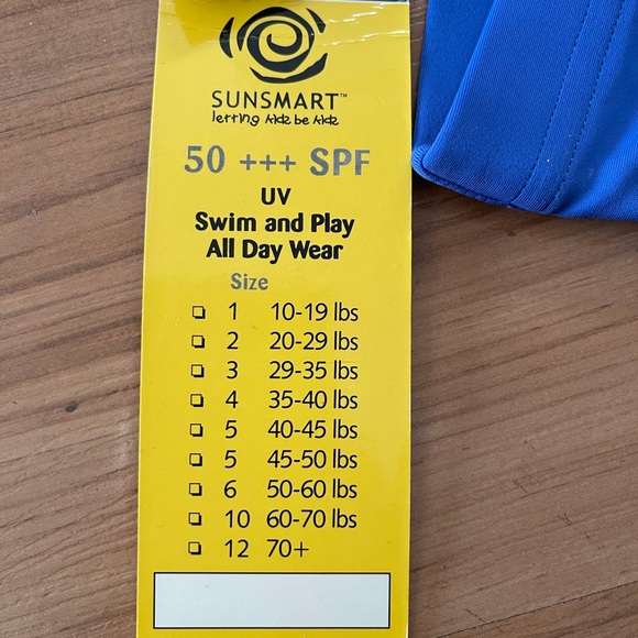 DC Comics Superman Swim Wear 2 piece (0-12m) - Picture 7 of 7